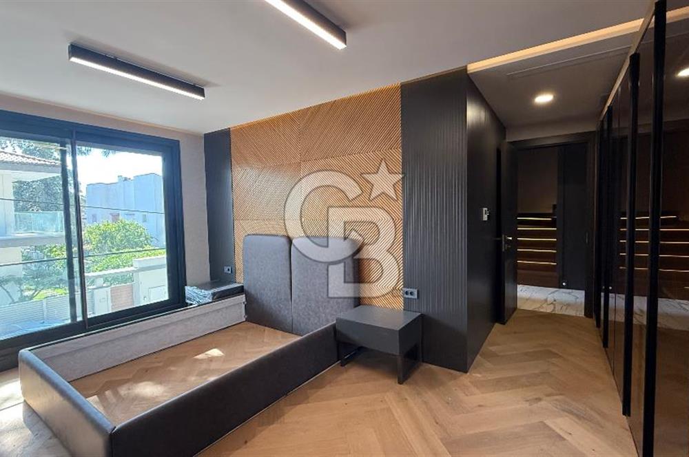 DENİZE SADECE 100 METRE MESAFEDE, NARLIDERE LİMANREİS’TE ULTRA LÜKS 4+1 240 m2 MÜSTAKİL VİLLA!