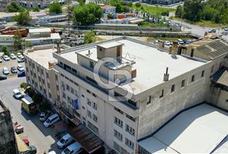 Konak Mersinli Mahallesi 1. Sanayi Sitesi’nde Satılık 6 katlı işyeri