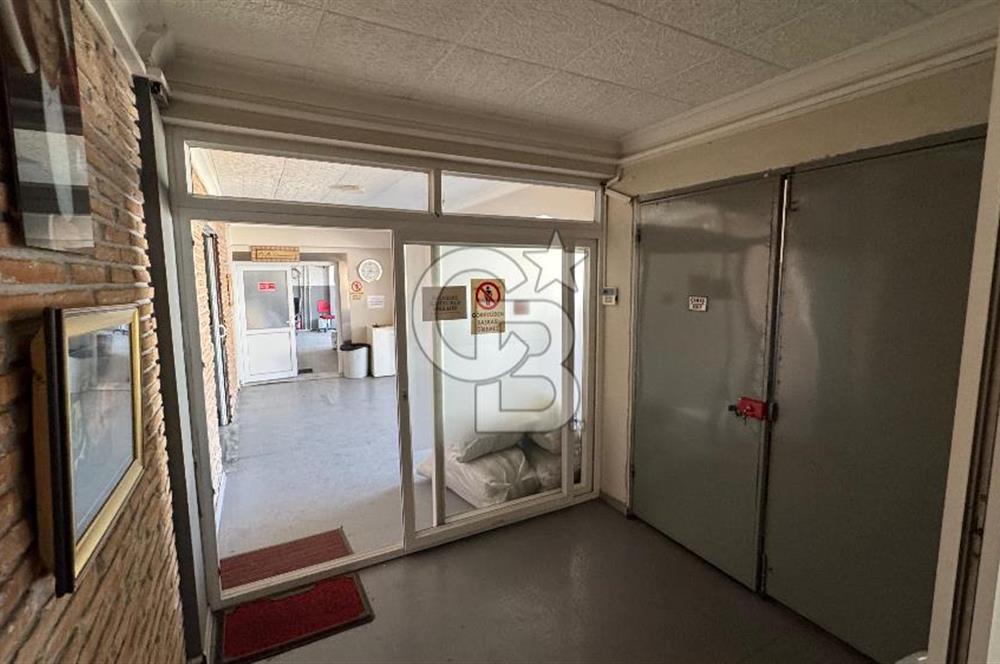 Konak Mersinli Mahallesi 1. Sanayi Sitesi’nde Satılık 6 katlı işyeri