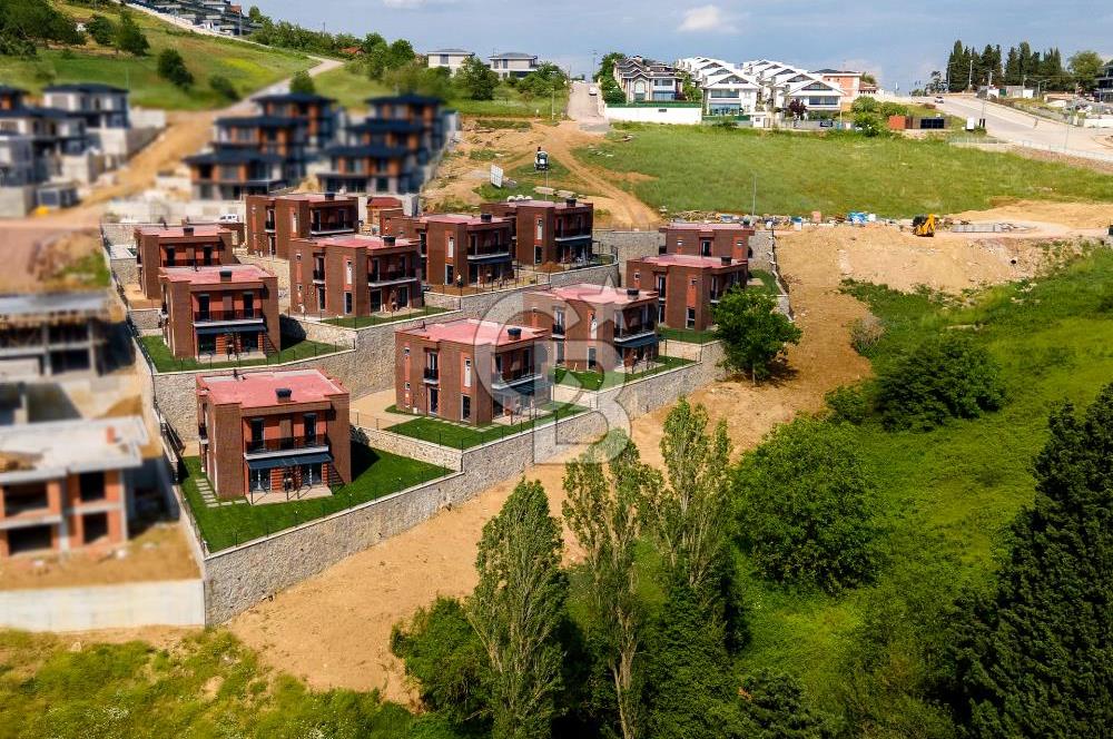 İZMİT KABAOĞLU HAVUZLU SİTEDE 204 m2 4+1 DUBLEKS VİLLA