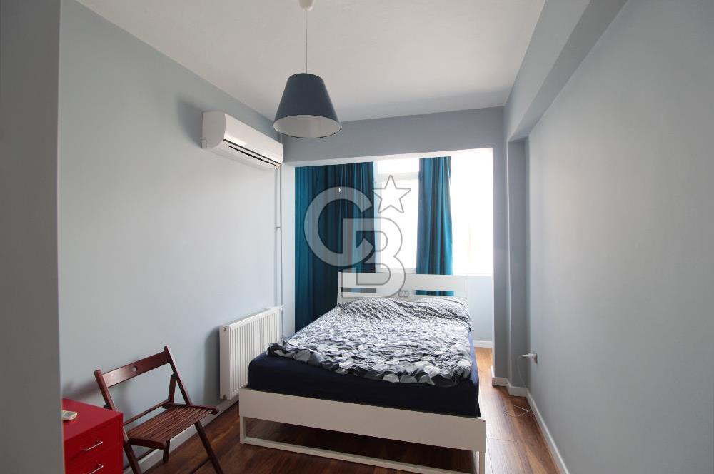 İzmir'in En Güzel Sokaklarından 1388 Sokak'ta Satılık 3+1 Daire