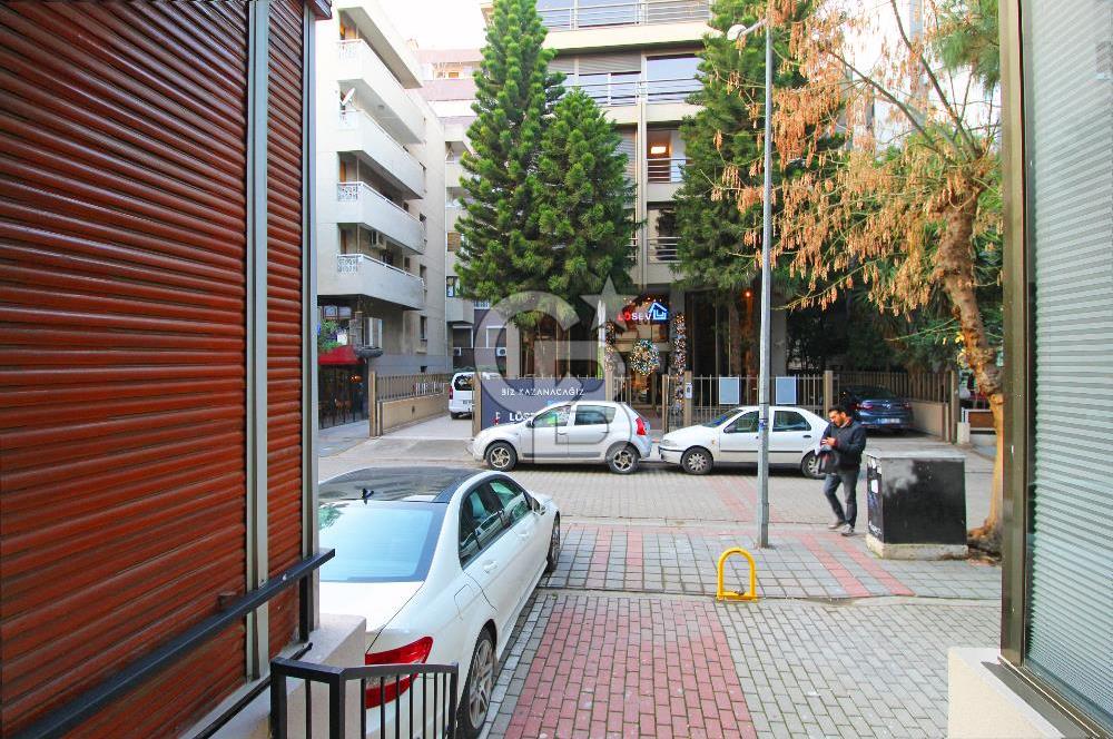 İzmir'in En Güzel Sokaklarından 1388 Sokak'ta Satılık 3+1 Daire