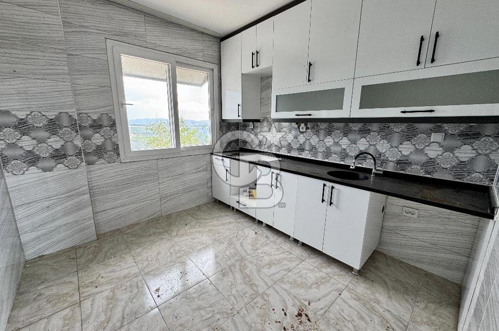 Akdeniz Civanyaylağı Mahallesinde Satılık Ahır Ev ve Arsası