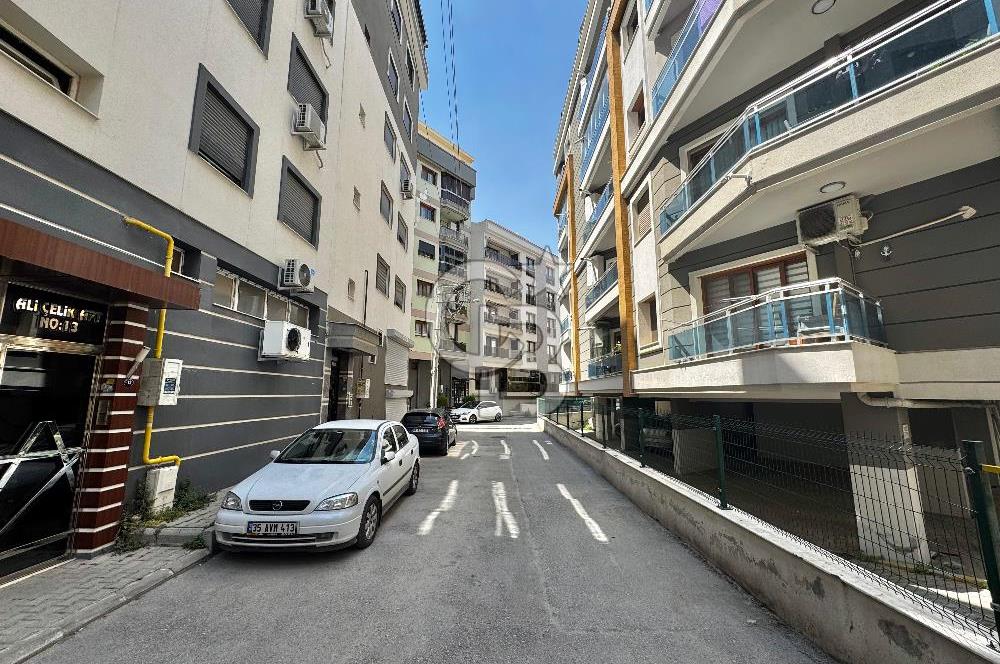 KARŞIYAKA ŞEMİKLER İZBAN YAKINI D.GAZLI SATILIK 2+1 DAİRE