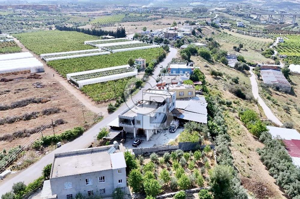 Akdeniz Civanyaylağı Mahallesinde Satılık Ahır Ev ve Arsası