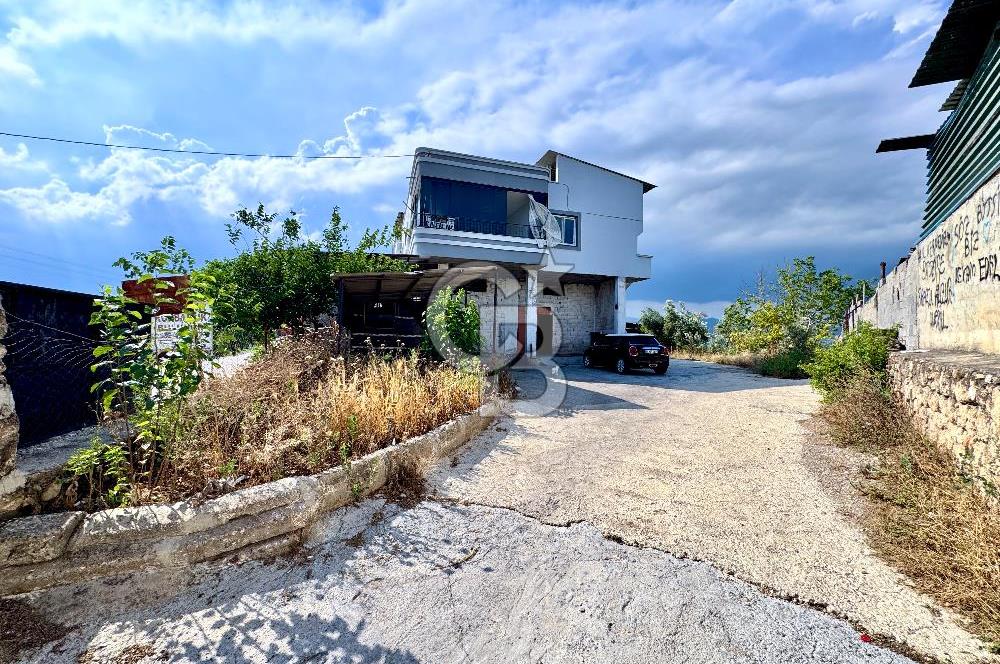 Akdeniz Civanyaylağı Mahallesinde Satılık Ahır Ev ve Arsası