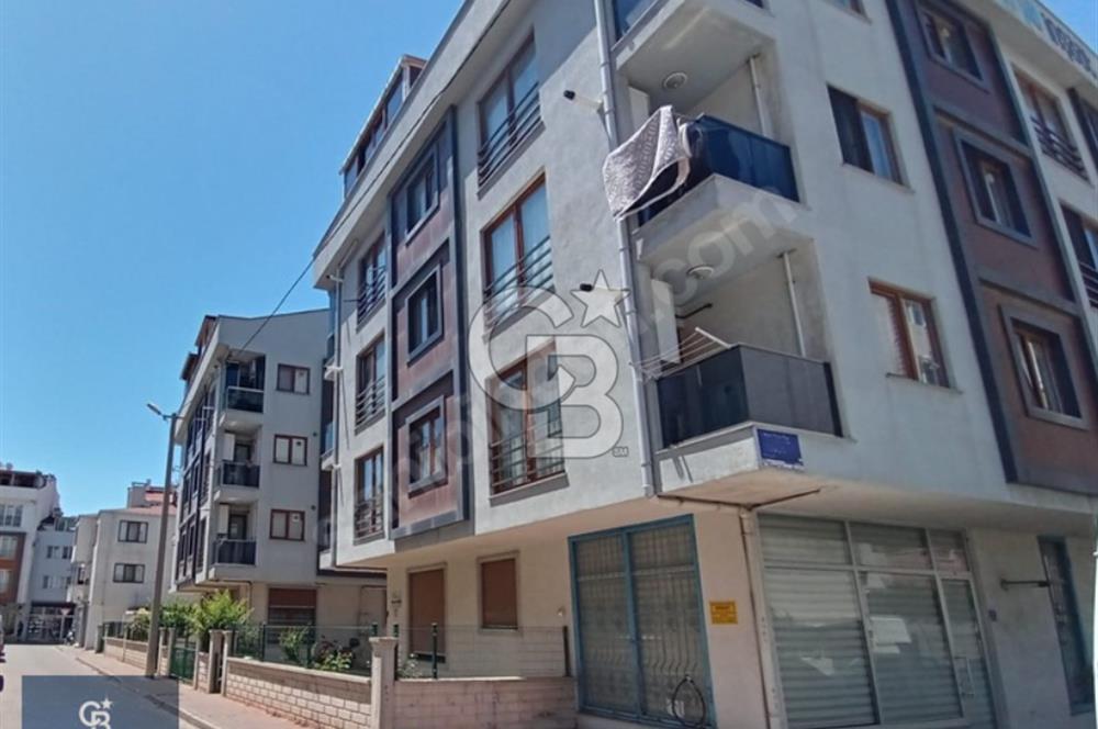 ÇANAKKALE MERKEZDE ATATÜRK CAD ÇOK YAKIN TEMİZ 2+1 SATILIK DAİRE