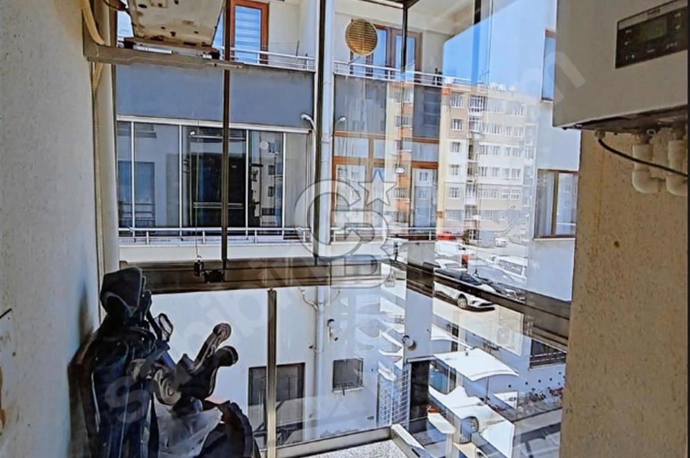 ÇANAKKALE MERKEZDE ATATÜRK CAD ÇOK YAKIN TEMİZ 2+1 SATILIK DAİRE