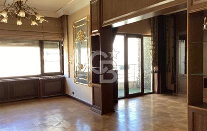 Nişantaşı Valikonağı Caddesi’nde 4+1 Kiralık Daire