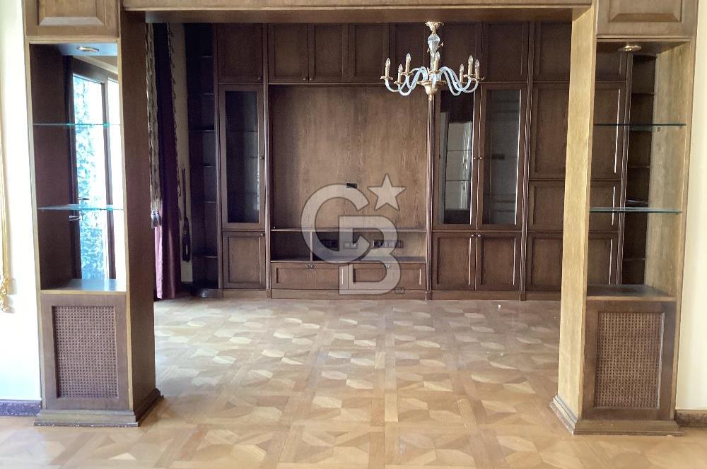 Nişantaşı Valikonağı Caddesi’nde 4+1 Kiralık Daire