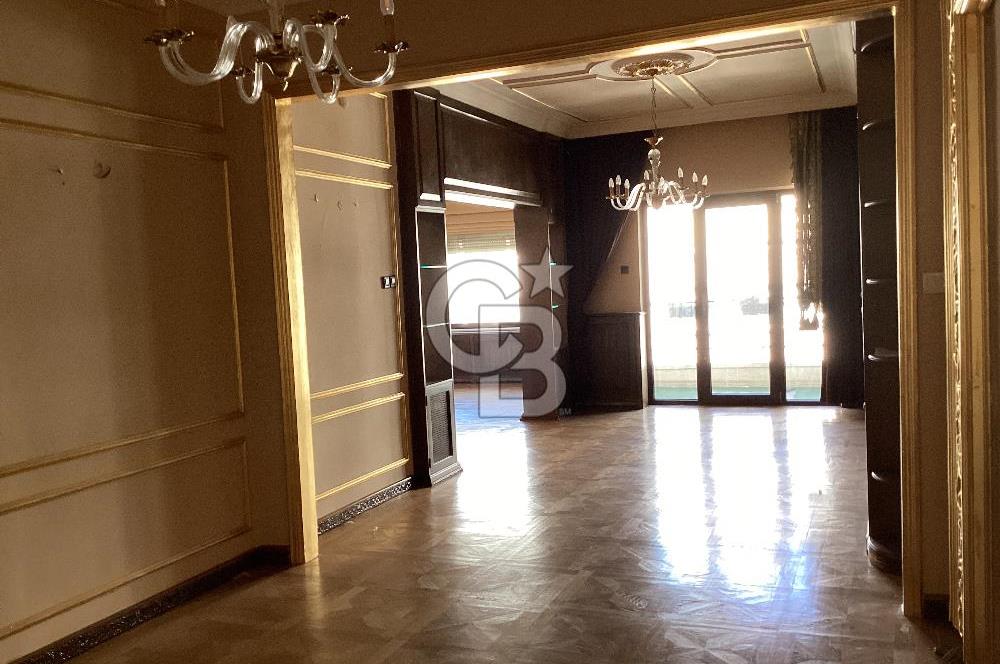 Nişantaşı Valikonağı Caddesi’nde 4+1 Kiralık Daire