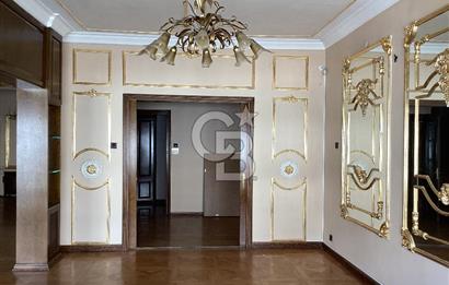 Nişantaşı Valikonağı Caddesi’nde 4+1 Kiralık Daire