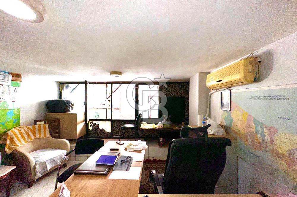 GÜNGÖREN HAZNEDAR'DA MERKEZİ KONUMA SAHİP SATILIK 45 M2 OFİS