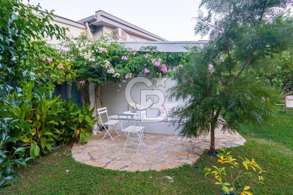 İzmir Urla Güvendik'te Satılık Villa