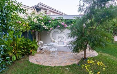 İzmir Urla Güvendik'te Satılık Villa