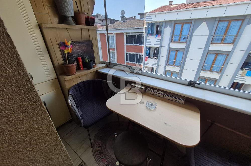 Ardıçlı Mahallesi'nde Merkezi Konum Satılık Tadilatlı 3+1 Daire