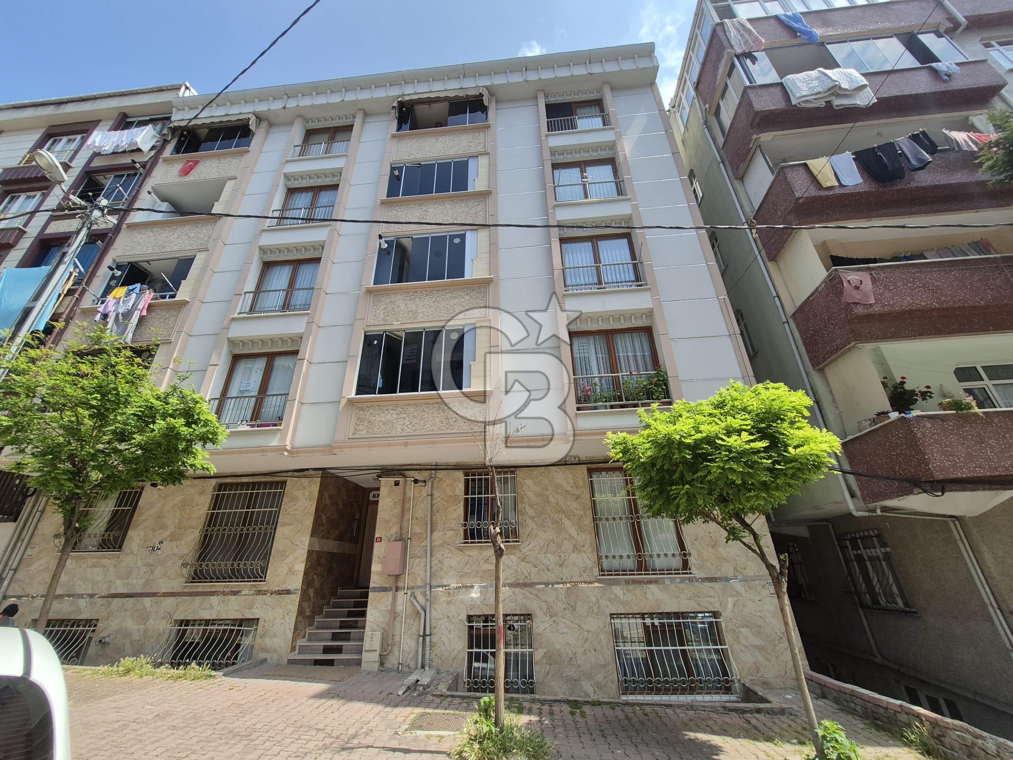 Ardıçlı Mahallesi'nde Merkezi Konum Satılık 3+1 Daire