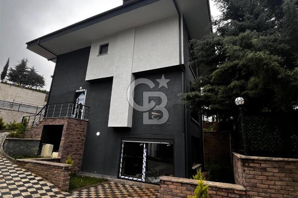 ŞİLE AHMETLİ' DE 5+2 SATILIK TRIPLEX HAVUZLU VİLLA