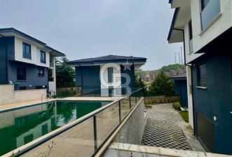 ŞİLE AHMETLİ' DE 5+2 SATILIK TRIPLEX HAVUZLU VİLLA