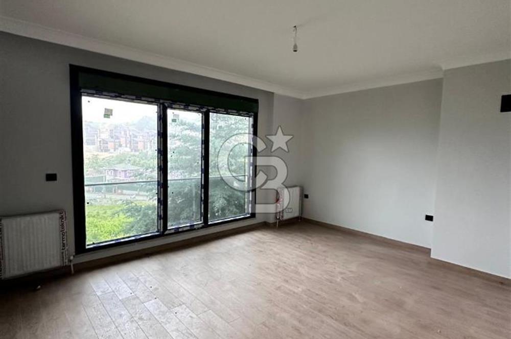 ŞİLE AHMETLİ' DE 5+2 SATILIK TRIPLEX HAVUZLU VİLLA