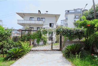 TRABZON YILDIZLI'DA SATILIK VİLLA