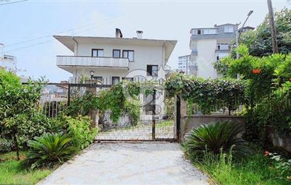 TRABZON YILDIZLI'DA SATILIK VİLLA