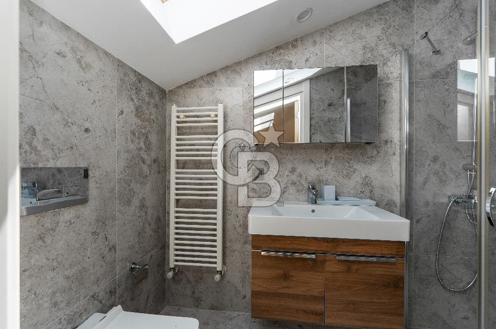 KDV AVANTAJLI -ÖZEL HAVUZLU,TERASLI + BAHÇELİ, 330m2, OTOPARKLI