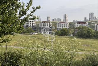 Arnavutköy Deliklikaya’da 280 m2 Konut Alanı İmarlı Satılık Arsa