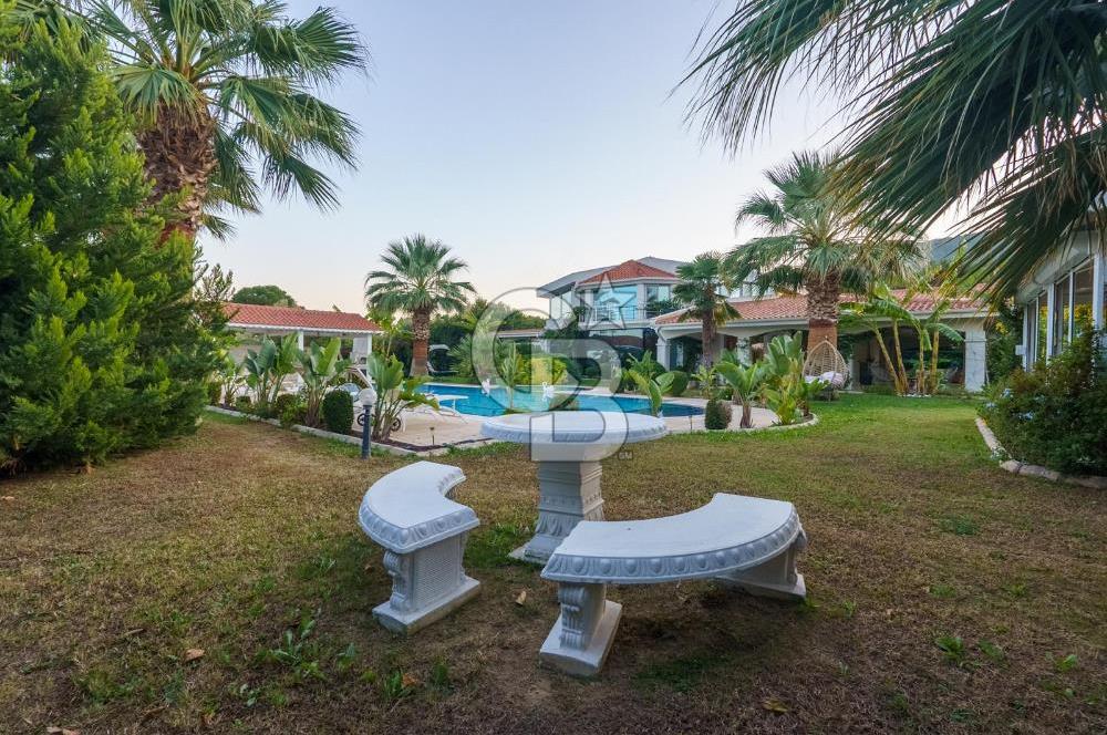 İzmir Urla Güvendik'te Satılık Villa