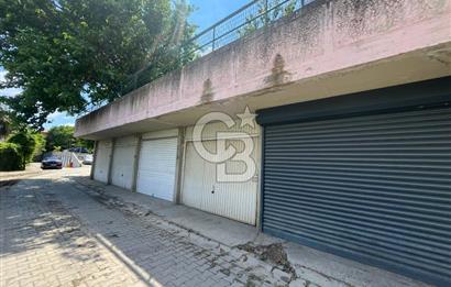 Bahçeşehir Bademlerde Full Tadilatlı 5+2 Satılık  Fırsat Villa