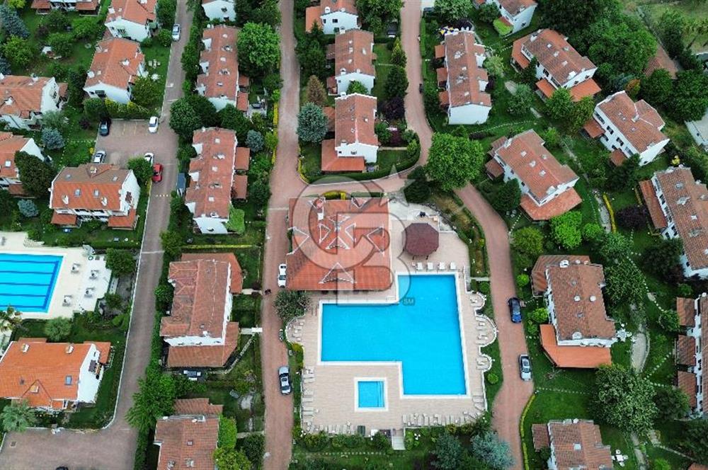Sapanca Kırkpınar Bağdat Caddesinde Göltepe Villa SİTESİNDE 4+1 