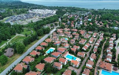 Sapanca Kırkpınar Bağdat Caddesinde Göltepe Villa SİTESİNDE 4+1 