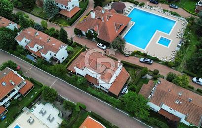 Sapanca Kırkpınar Bağdat Caddesinde Göltepe Villa SİTESİNDE 4+1 