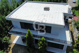 Sakarya Akyazı Kuzuluk da 613 m2 Arsa içinde 315m2 Müstakil Villa