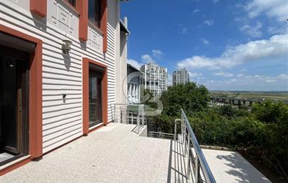 Bahçeşehir Bademlerde Full Tadilatlı 5+2 Satılık  Fırsat Villa