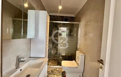 Bahçeşehir Bademlerde Full Tadilatlı 5+2 Satılık  Fırsat Villa