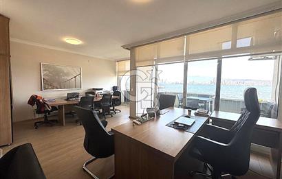 KARŞIYAKA ÇARŞIDA, EŞSİZ KONUMDA, OFİSE KİRALIK 4+1 YALI DAİRESİ