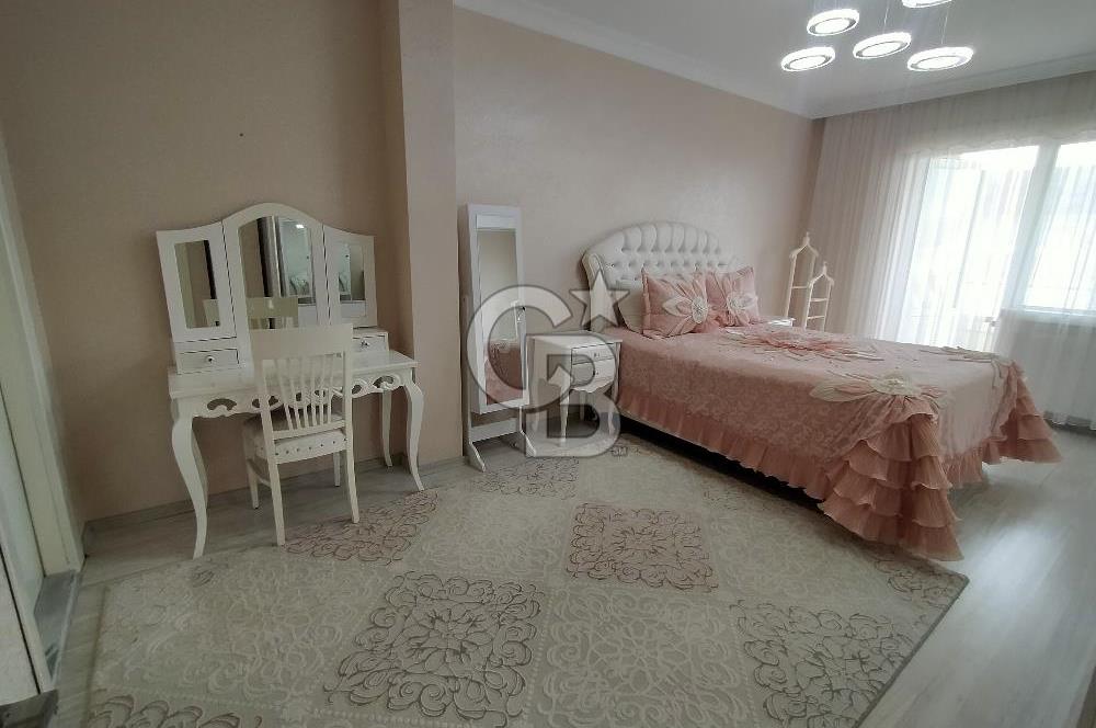 EGE MAHALLESİNDE CADDE ÜZERİNDE 5+1 SATILIK DUBLEKS DAİRE