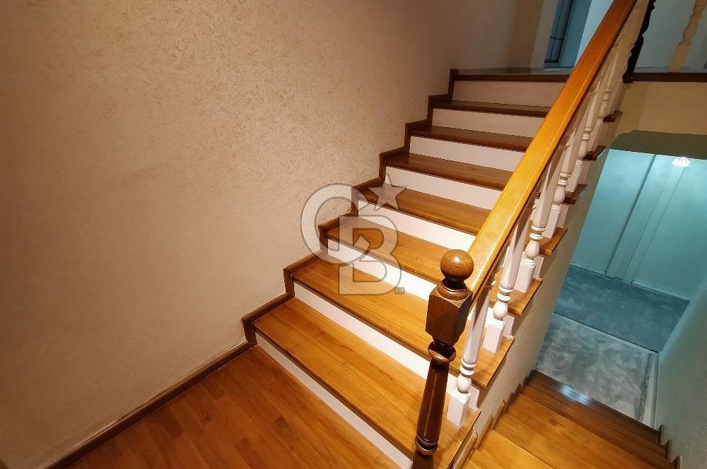 EGE MAHALLESİNDE CADDE ÜZERİNDE 5+1 SATILIK DUBLEKS DAİRE