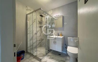 KARŞIYAKA ÇARŞIDA, EŞSİZ KONUMDA, OFİSE KİRALIK 4+1 YALI DAİRESİ