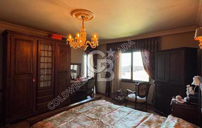 KUŞADASI SATILIK DENİZ MANZARALI 4+1 VİLLA