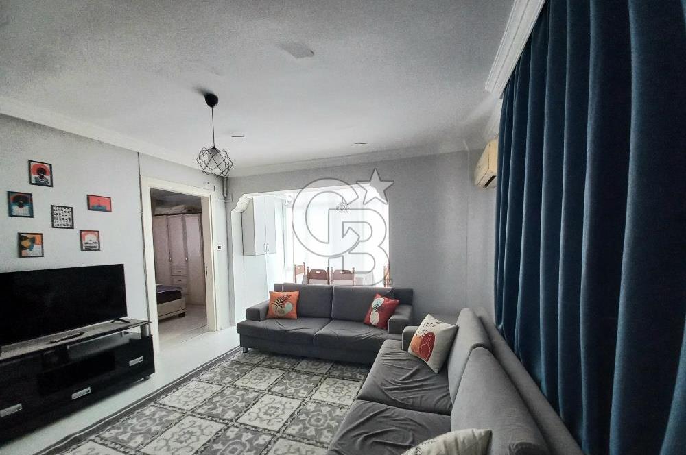 BORNOVA EVKA 4'TE  DOĞALGAZLI EŞYALI 2+1 KİRALIK DAİRE 