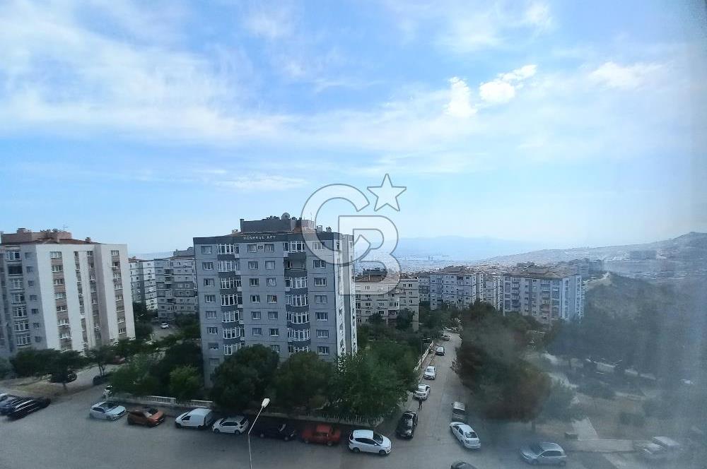 BORNOVA EVKA 4'TE  DOĞALGAZLI EŞYALI 2+1 KİRALIK DAİRE 