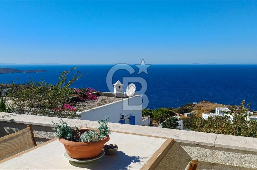 BODRUM YALIKAVAK HALİKARNAS SİTESİ 3+1 DENİZ MANZARALI VİLLA