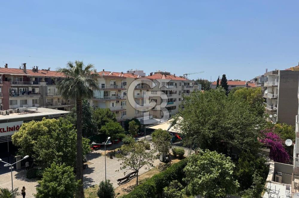KARŞIYAKA ÇARŞIDA, EŞSİZ KONUMDA, OFİSE KİRALIK 4+1 YALI DAİRESİ