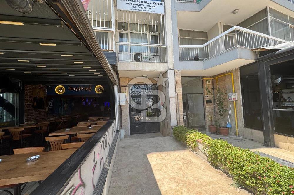 KARŞIYAKA ÇARŞIDA, EŞSİZ KONUMDA, OFİSE KİRALIK 4+1 YALI DAİRESİ