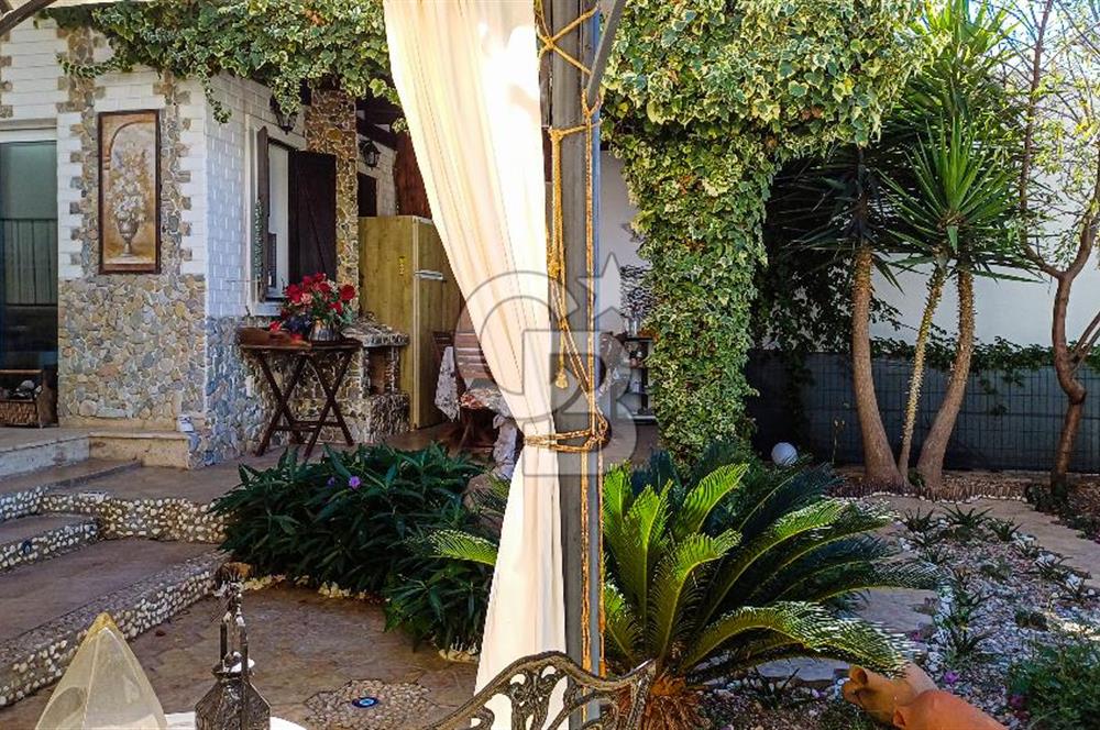 BODRUM YALIKAVAK HALİKARNAS SİTESİ 3+1 DENİZ MANZARALI VİLLA