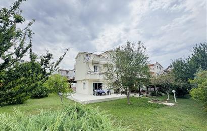 KUŞADASI DAVUTLAR SAHİLİ EŞYALI KİRALIK EV