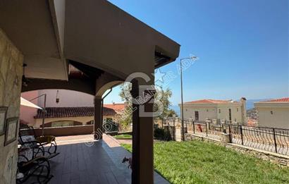 KUŞADASI SATILIK DENİZ MANZARALI 4+1 VİLLA