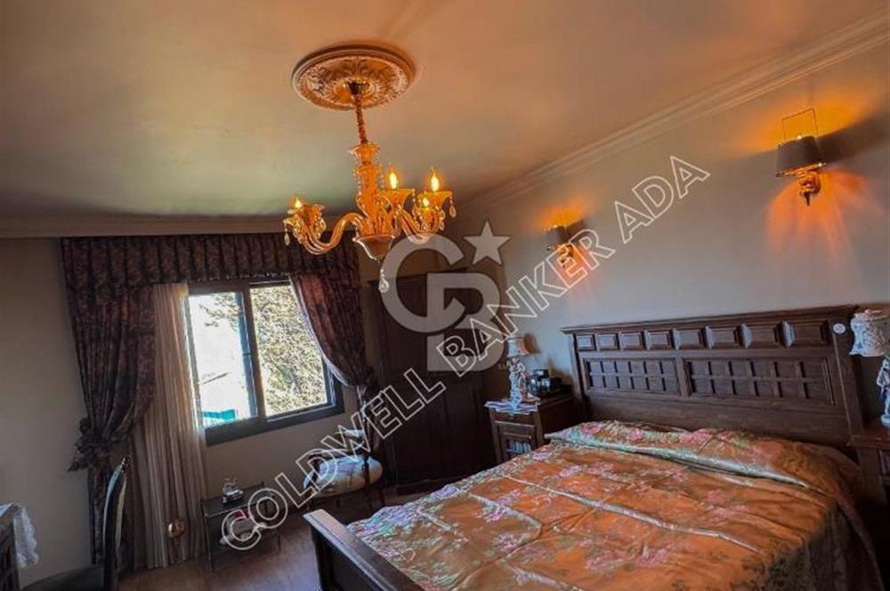 KUŞADASI SATILIK DENİZ MANZARALI 4+1 VİLLA